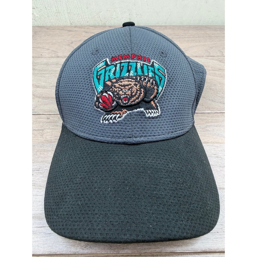 Memphis Grizzlies Hat New Era 39THIRTY Men's Small-Medium Grey Black NBA